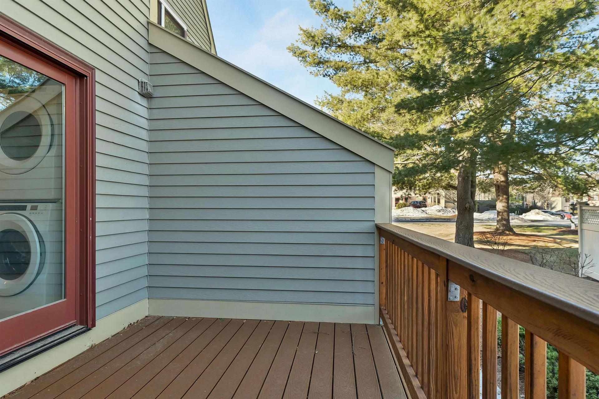 107 Bartemus Trail Nashua NH 03063