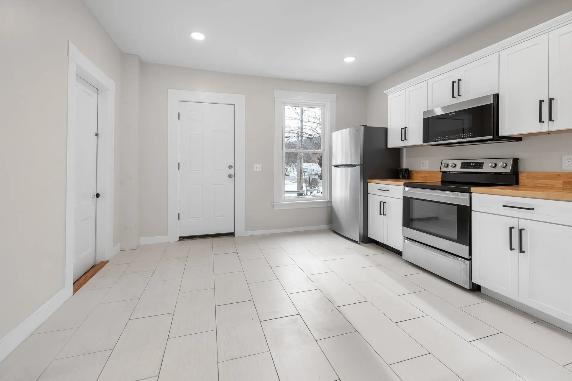 157 Summer Street Hartford VT 05001