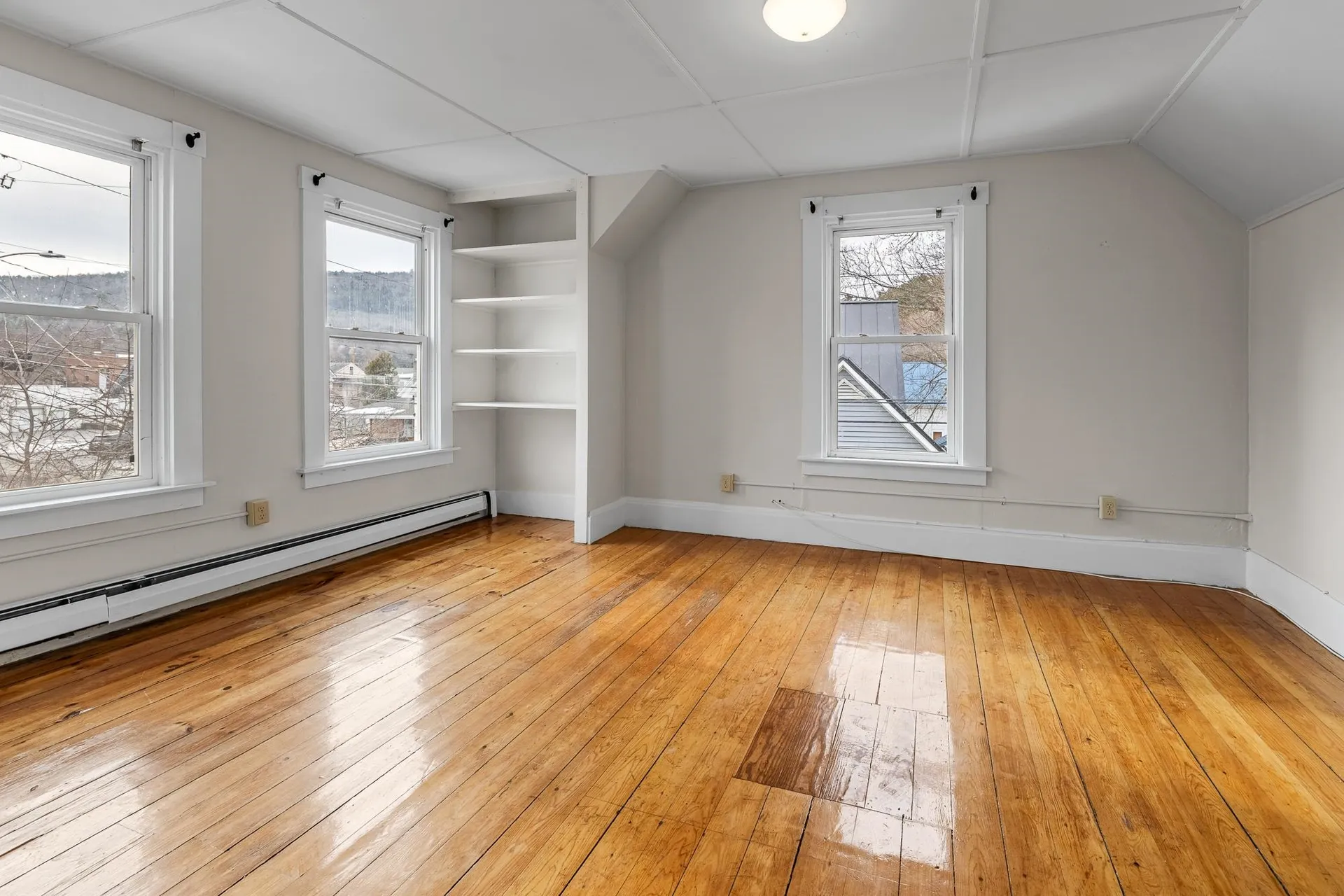 157 Summer Street Hartford VT 05001