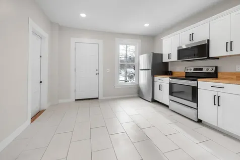 157 Summer Street Hartford VT 05001