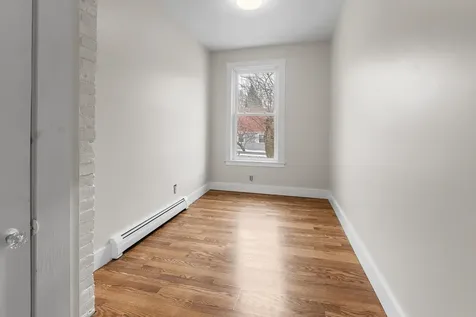 157 Summer Street Hartford VT 05001