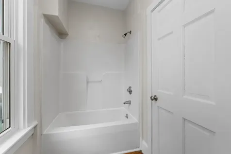 157 Summer Street Hartford VT 05001