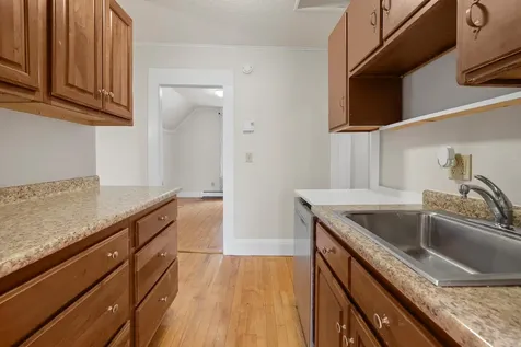 157 Summer Street Hartford VT 05001