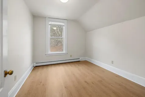 157 Summer Street Hartford VT 05001