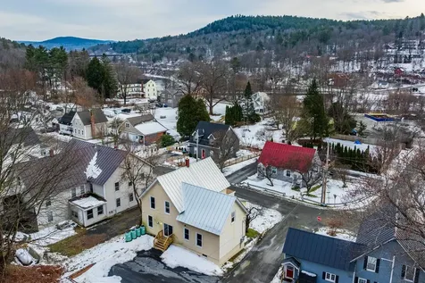 157 Summer Street Hartford VT 05001