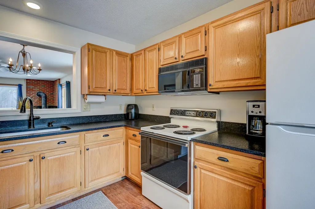 136 Northbrook Circle Conway NH 03860