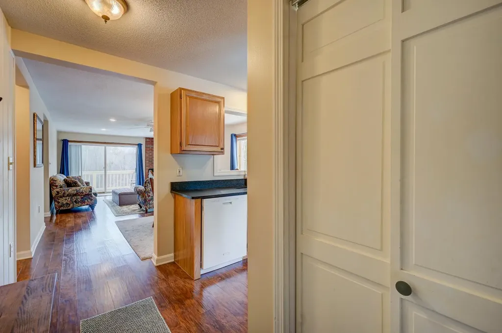 136 Northbrook Circle Conway NH 03860