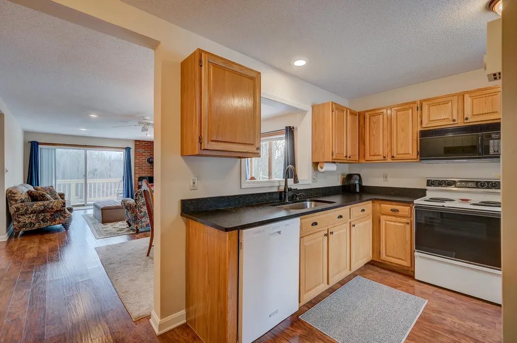 136 Northbrook Circle Conway NH 03860