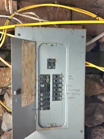 588 Us Route 3 Stratford NH 00359-0