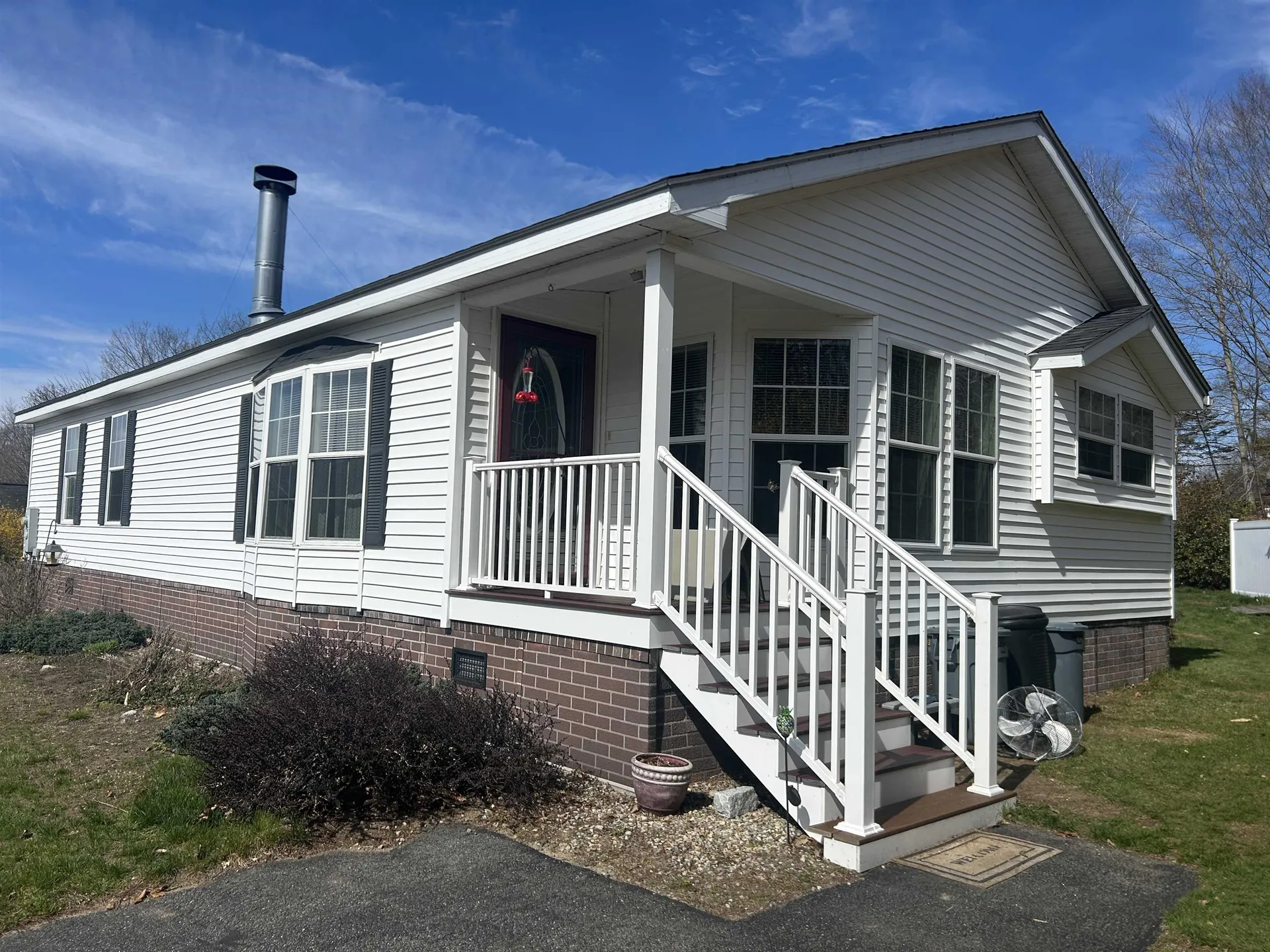 18 Ivy Lane Farmington NH 03835