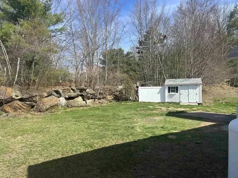 18 Ivy Lane Farmington NH 03835