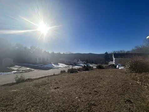 18 Ivy Lane Farmington NH 03835