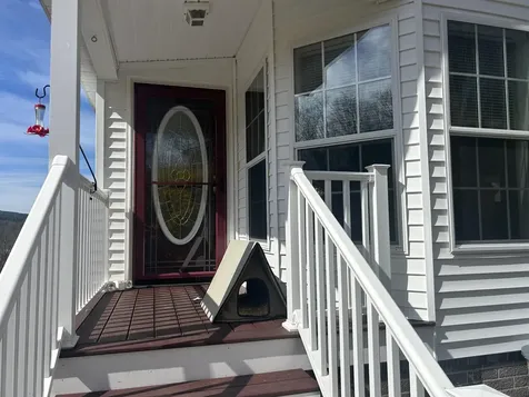 18 Ivy Lane Farmington NH 03835