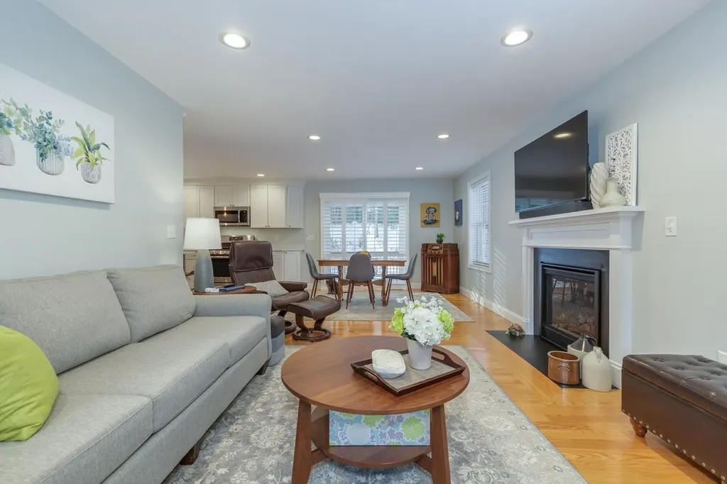 104 Olde Bridge Lane Epping NH 03042