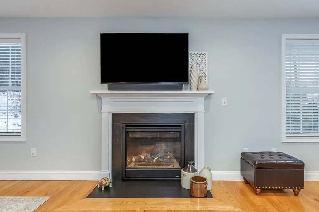 104 Olde Bridge Lane Epping NH 03042