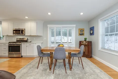 104 Olde Bridge Lane Epping NH 03042