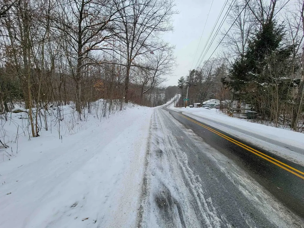 1735 South Road Bradford VT 05033