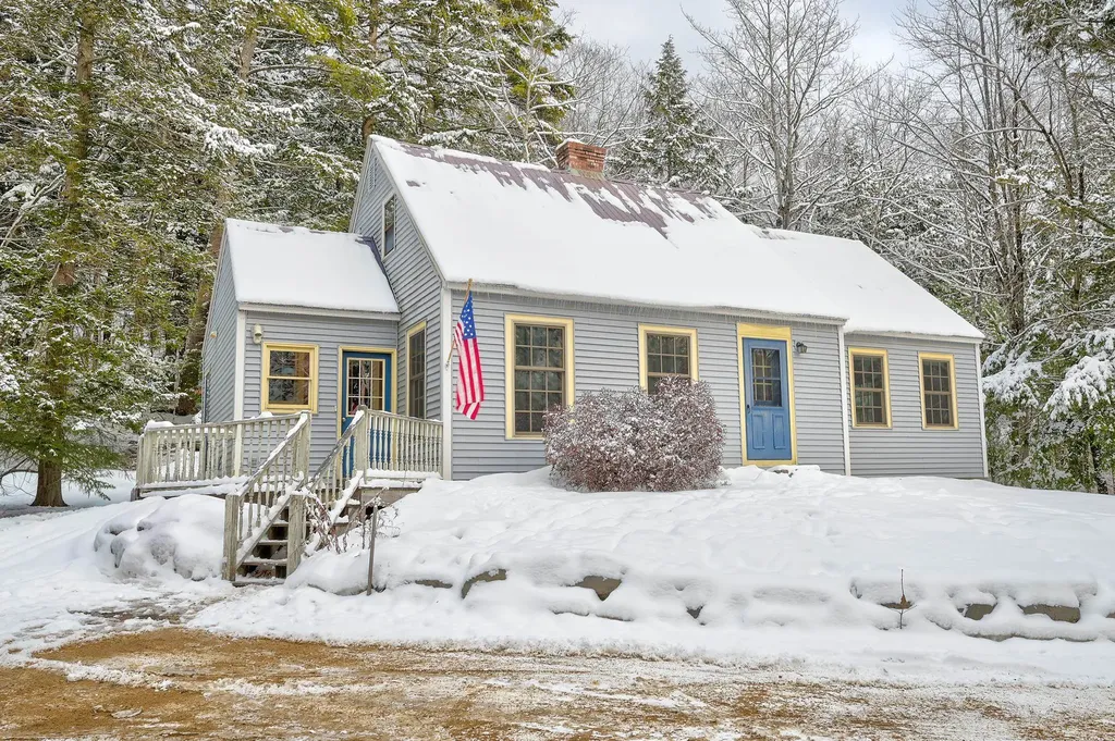 915 East Madison Road Madison NH 03849