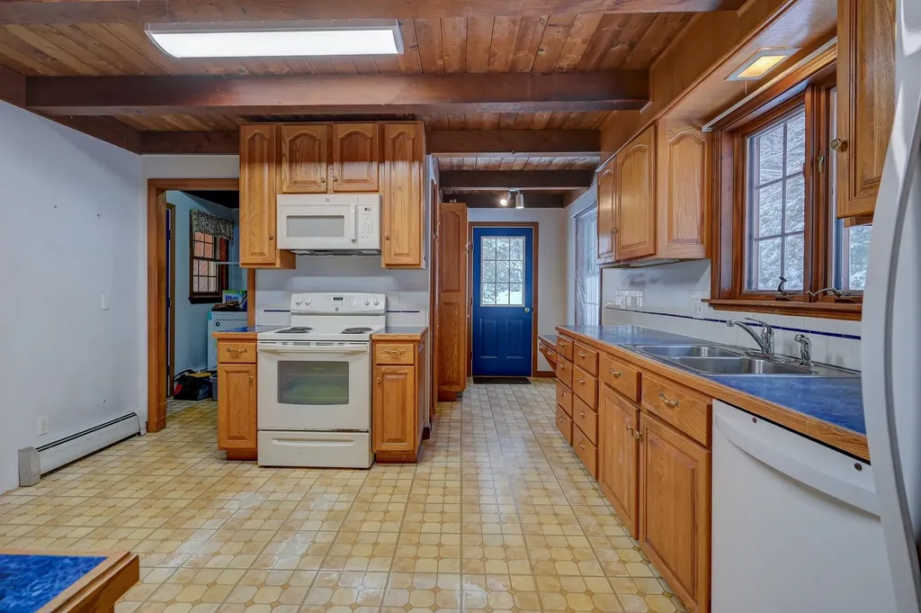 915 East Madison Road Madison NH 03849