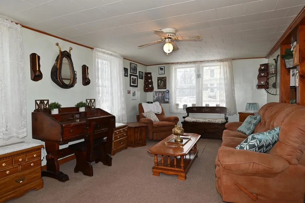 352 East Main Street Troy VT 05859