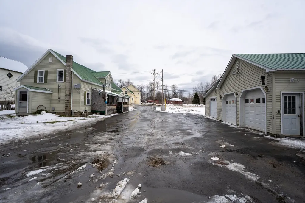 352 East Main Street Troy VT 05859