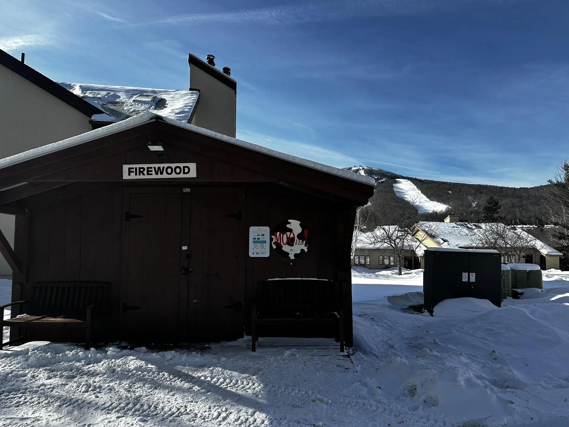 5C Snow Mountain Village Dover VT 05356