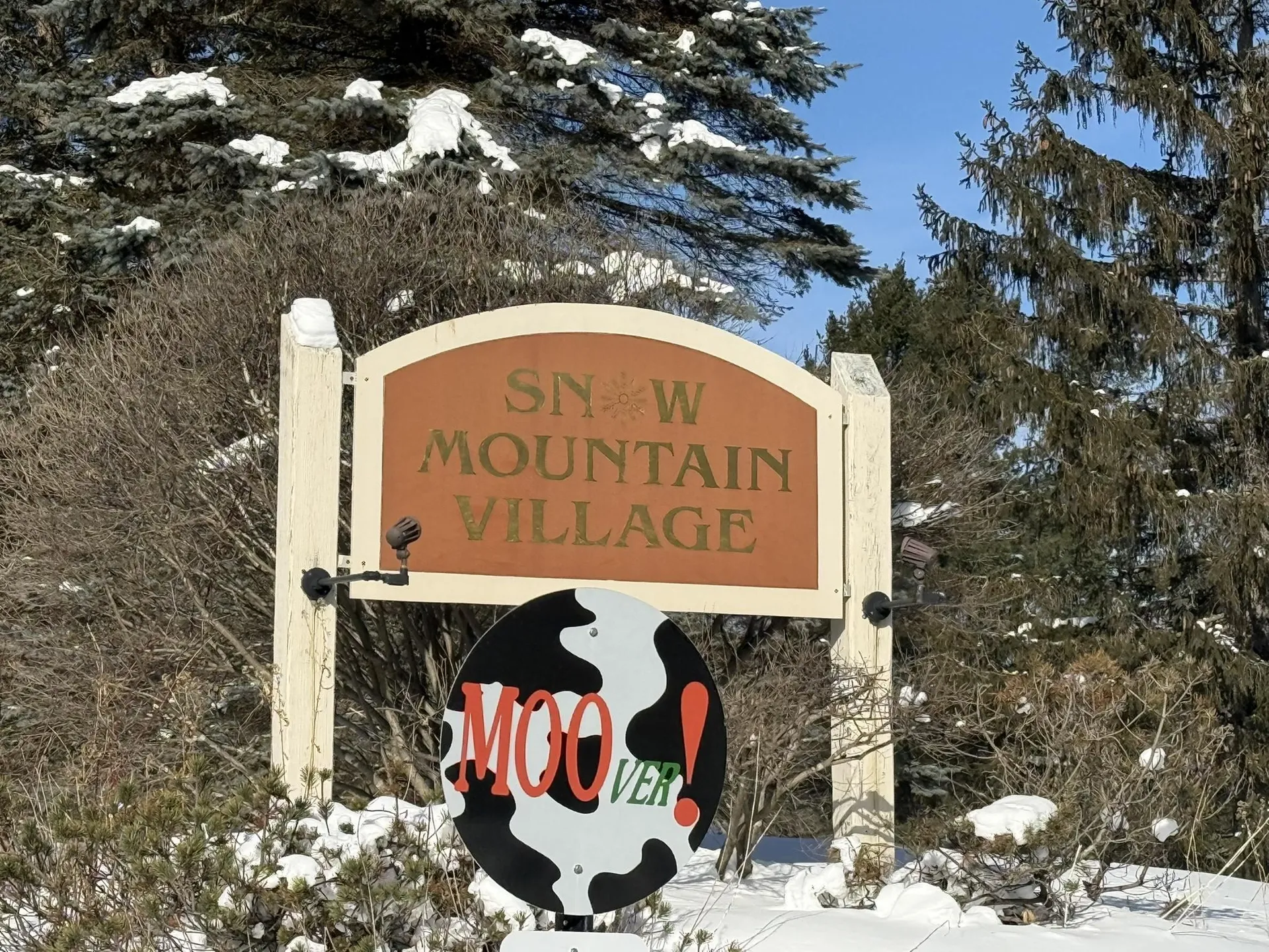 5C Snow Mountain Village Dover VT 05356