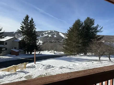 5C Snow Mountain Village Dover VT 05356