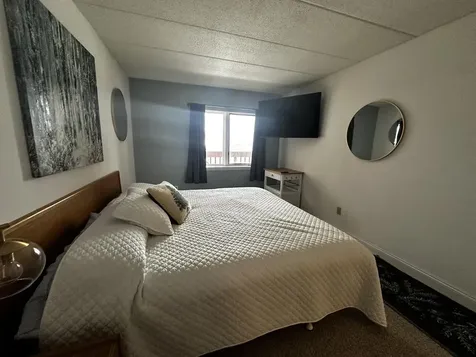 5C Snow Mountain Village Dover VT 05356