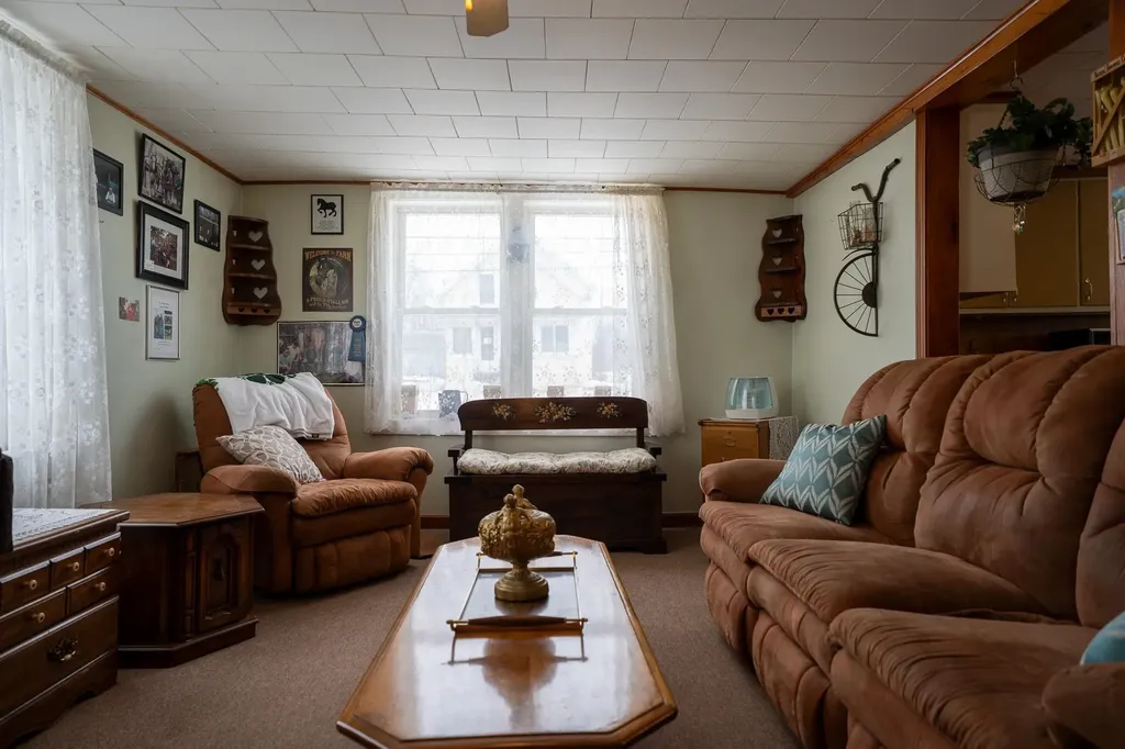 352 East Main Street Troy VT 05859