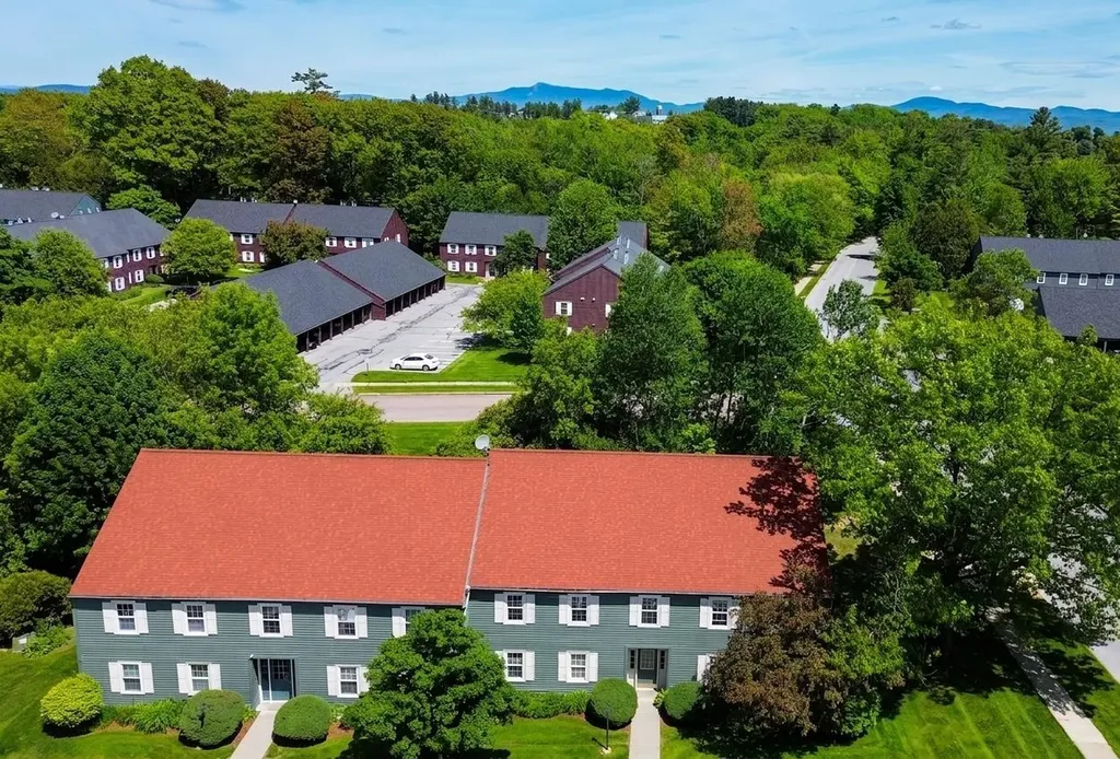46 Twin Oaks Terrace South Burlington VT 05403