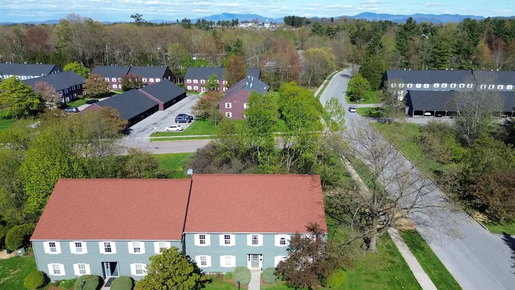 46 Twin Oaks Terrace South Burlington VT 05403