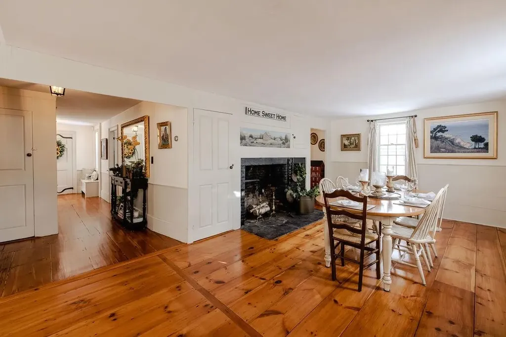 19 Webber Lane Fitzwilliam NH 03447