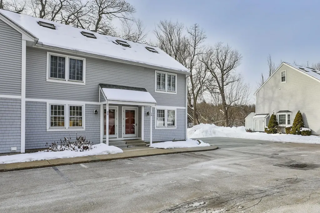 3030 Brown Avenue Manchester NH 03103