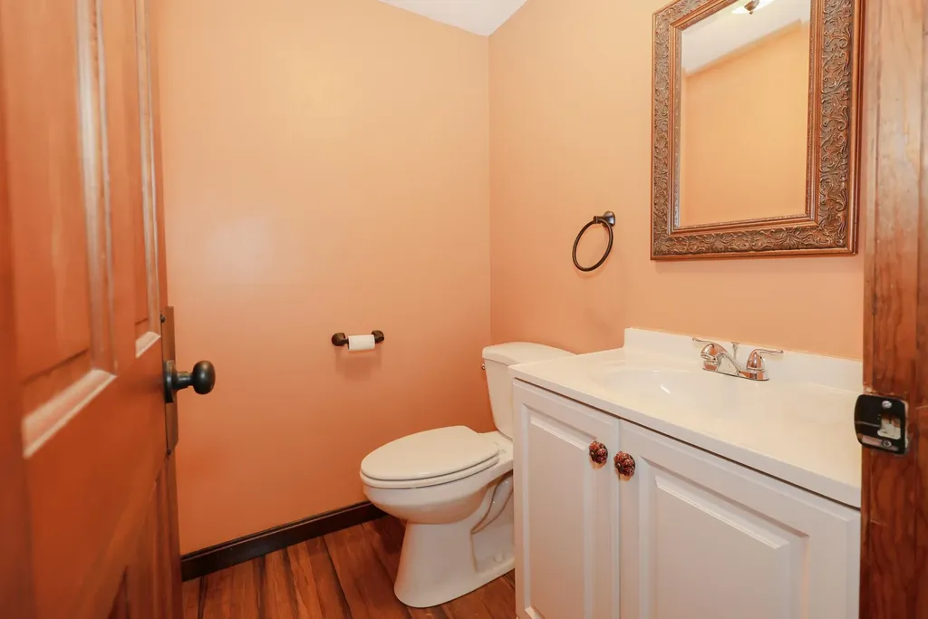 6 Scott Lane Sandown NH 03873