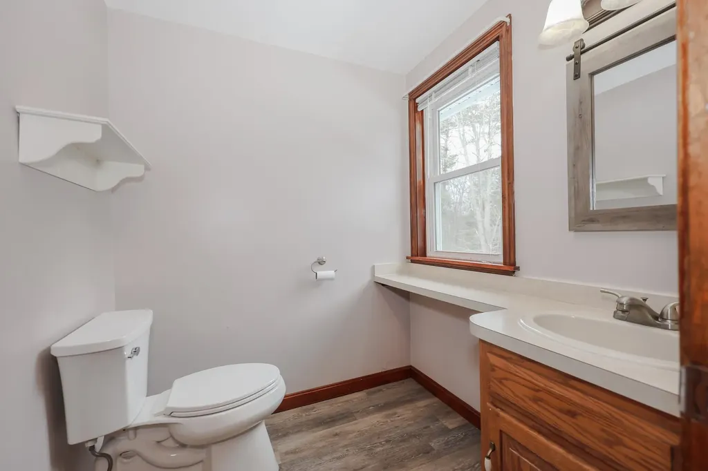 6 Scott Lane Sandown NH 03873