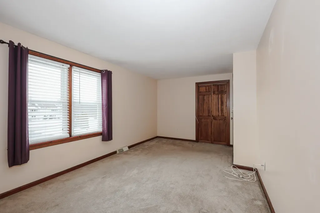 6 Scott Lane Sandown NH 03873