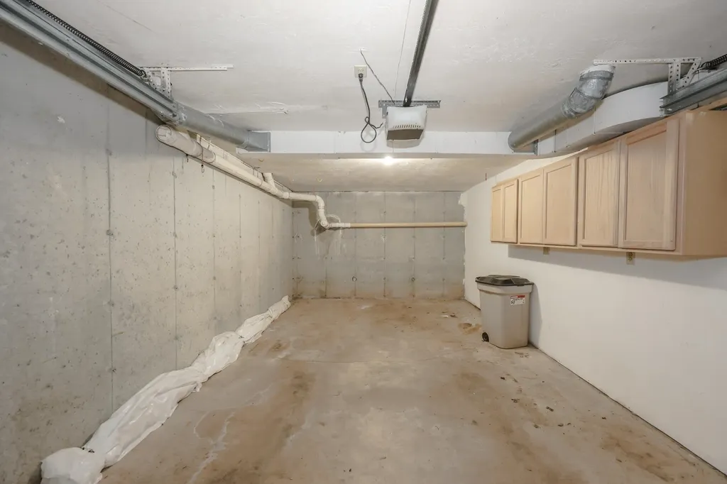 6 Scott Lane Sandown NH 03873