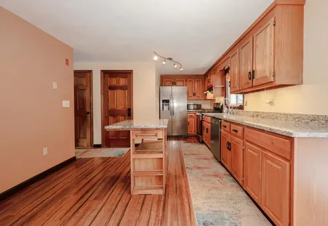 6 Scott Lane Sandown NH 03873