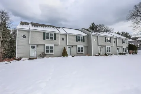 6 Scott Lane Sandown NH 03873