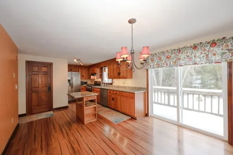 6 Scott Lane Sandown NH 03873