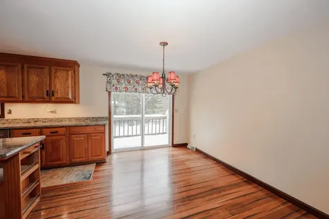 6 Scott Lane Sandown NH 03873