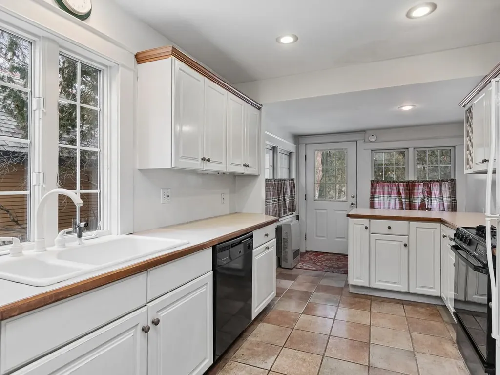 468 North Street Burlington VT 05401