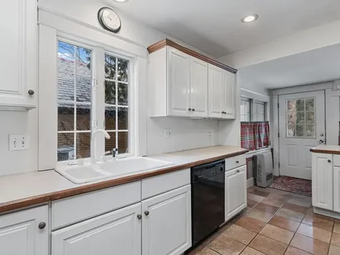 468 North Street Burlington VT 05401