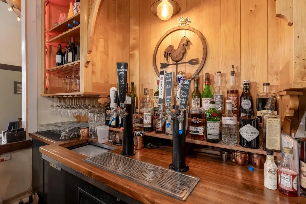 21 Veterans Square Laconia NH 03246