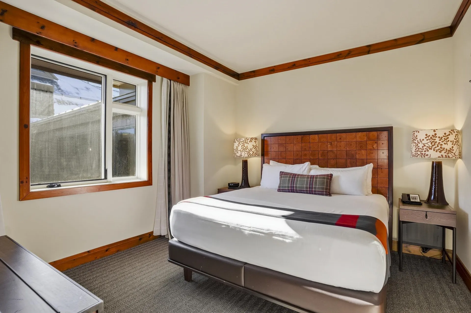 7412 Mountain Road Stowe VT 05672