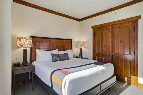 7412 Mountain Road Stowe VT 05672