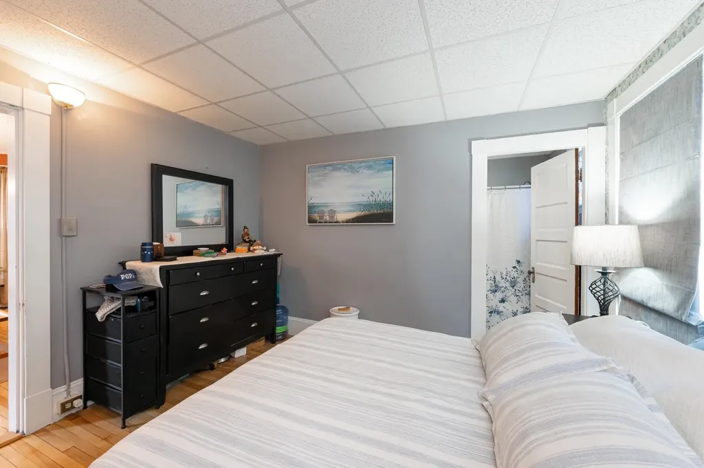 330 / 332 Ash Street Manchester NH 03104