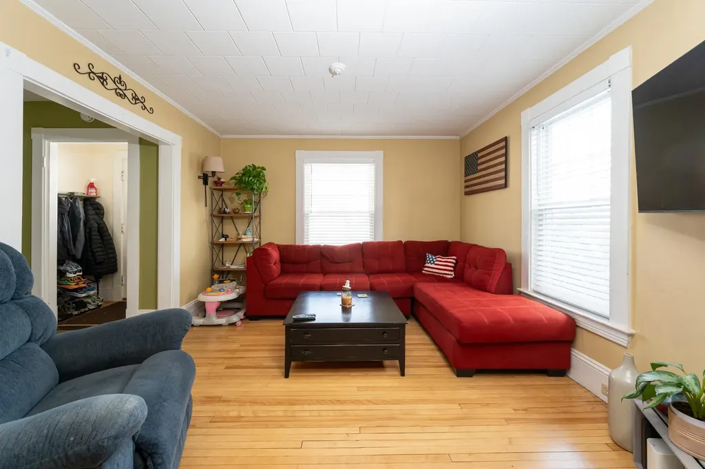 330 / 332 Ash Street Manchester NH 03104