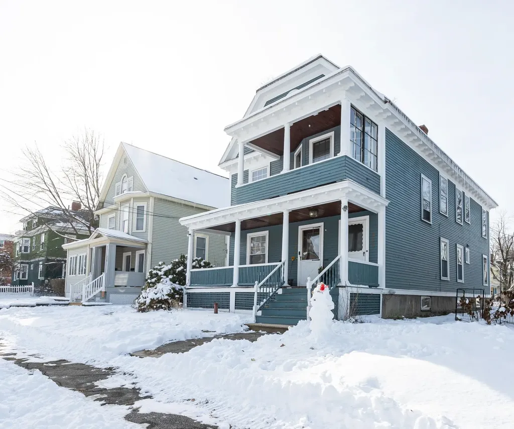 330 / 332 Ash Street Manchester NH 03104